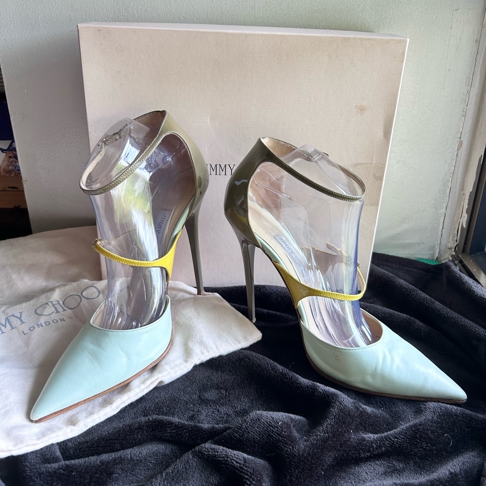 Jimmy Choo Kid Patent Typhoon Ankle Strap Pumps - Picture 4 of 9